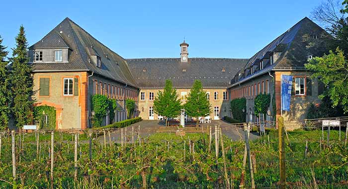 STEFAN B. RESS KG WEINKELLEREI