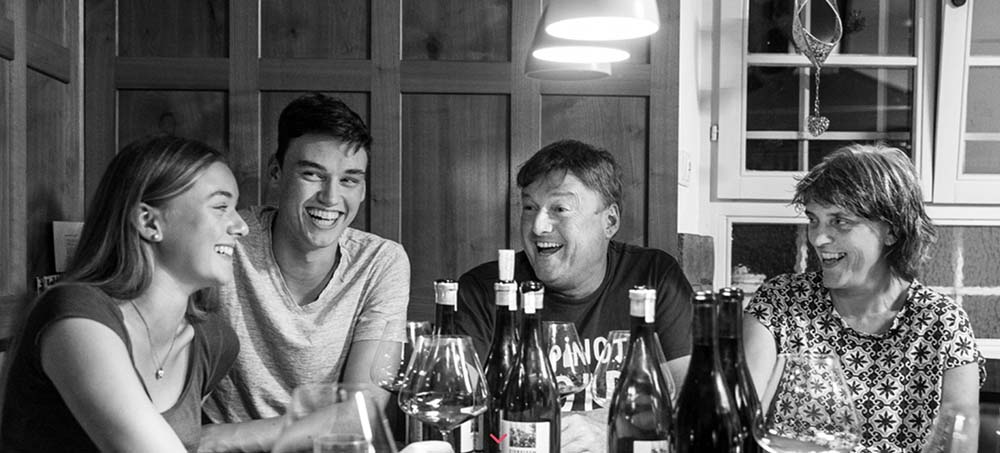 WEINGUT ZIEREISEN